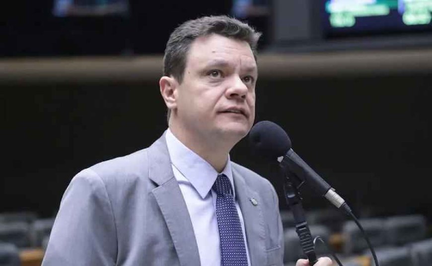 Câmara elege Odair Cunha para vaga de ministro do TCU com votação histórica