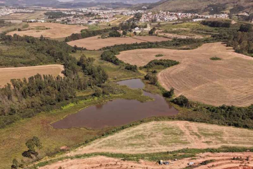 Audiência pública em Poços debate projetos de terras raras na região