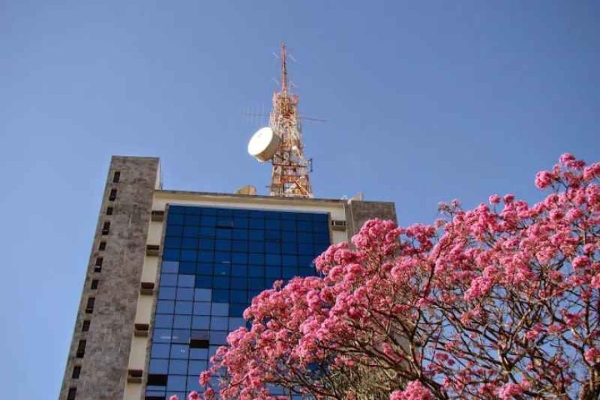 Servidores emitem manifesto contra o fechamento da TV Princesa em Varginha