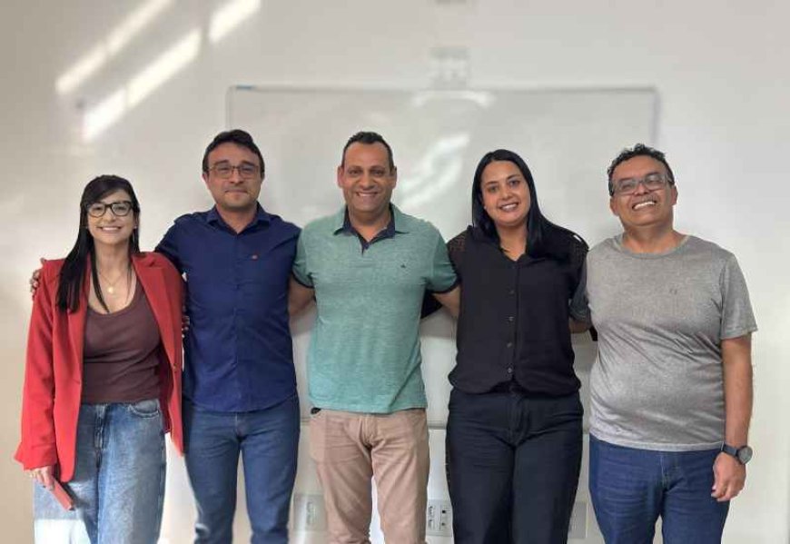 Clayton Gonçalves é eleito o  novo presidente do Sindserv
