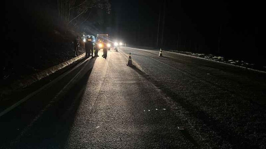 Idoso de 75 anos é atingido por caminhão na Rodovia do Contorno