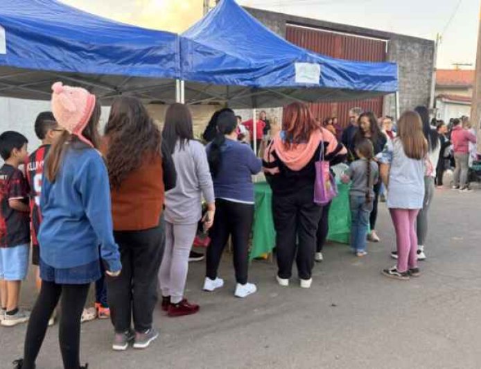 Chega Junto leva atendimentos e balcão de empregos à Zona Leste