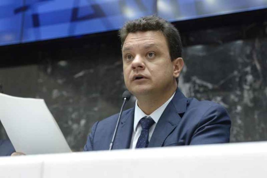 Odair Cunha recebe homenagem na ALMG