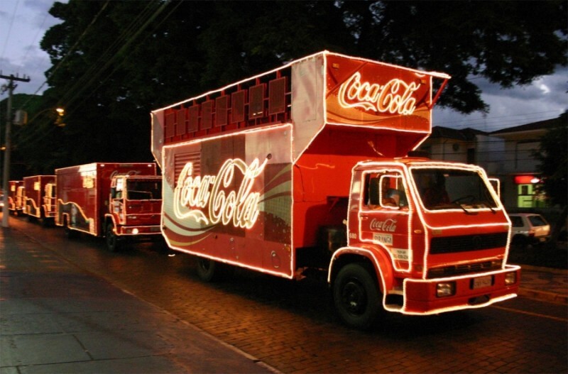 Caravana de Natal da Coca-Cola percorre hoje ruas centrais