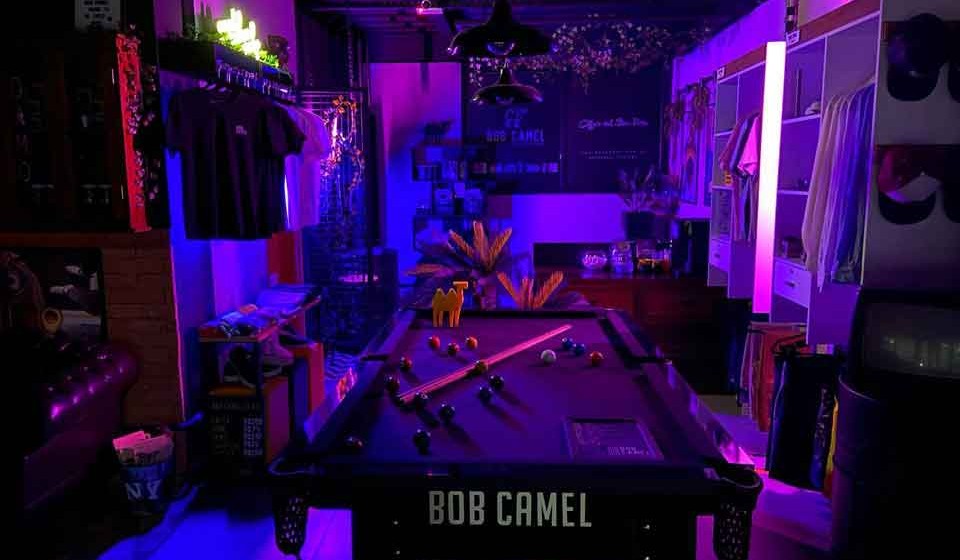 Bob-Camel-Clothing